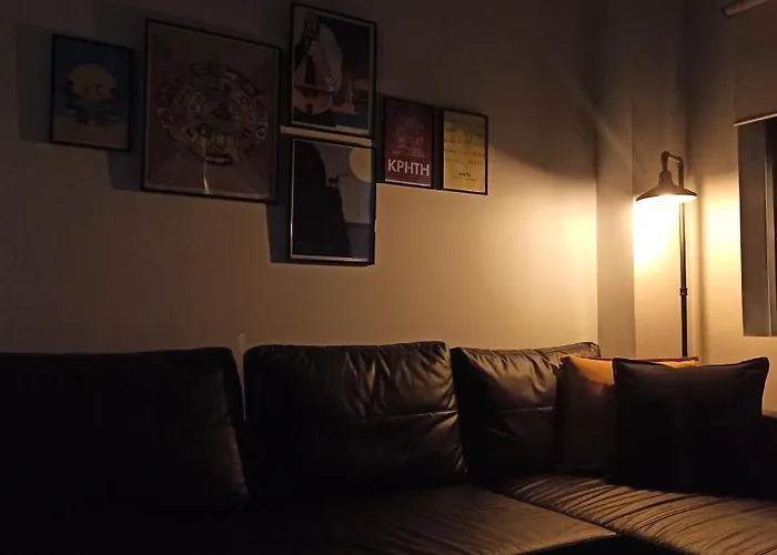 Mos Luxury - The R *